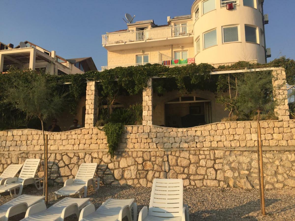 Villa Ante Apartments Blace Esterno foto